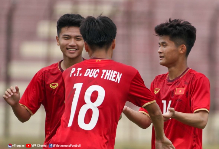 Việt Nam đấu đội 'trên tầm' trước ngày gặp Thái Lan giải châu Á