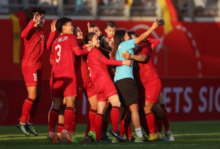 Chưa thi đấu, ĐT nữ Việt Nam đã tạo 'cơn sốt' tại chủ nhà World Cup