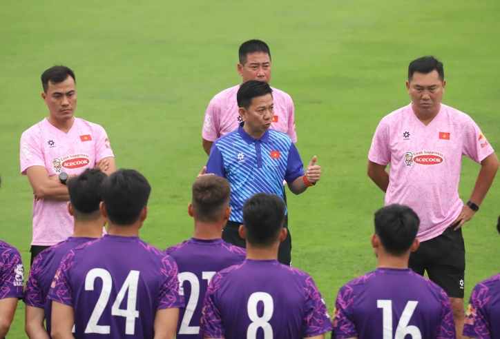 HLV Hoàng Anh Tuấn ra 'lệnh cấm' ở U23 Việt Nam
