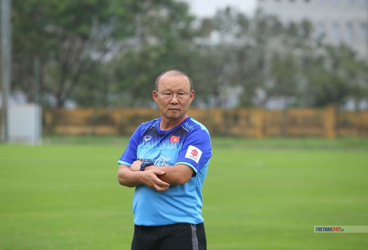 HLV Park Hang Seo nói về hạn chế của bóng đá Việt Nam