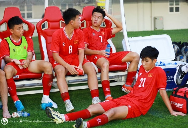 Thua Indonesia 0-5, Việt Nam cán cột mốc buồn