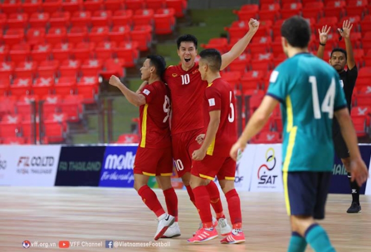 Rượt đuổi như phim hành động, Việt Nam vào chung kết AFF Futsal Cup