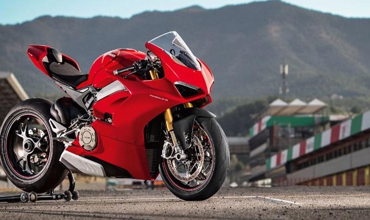 Chi phí nuôi xe Ducati cơ bản trong 1 tháng