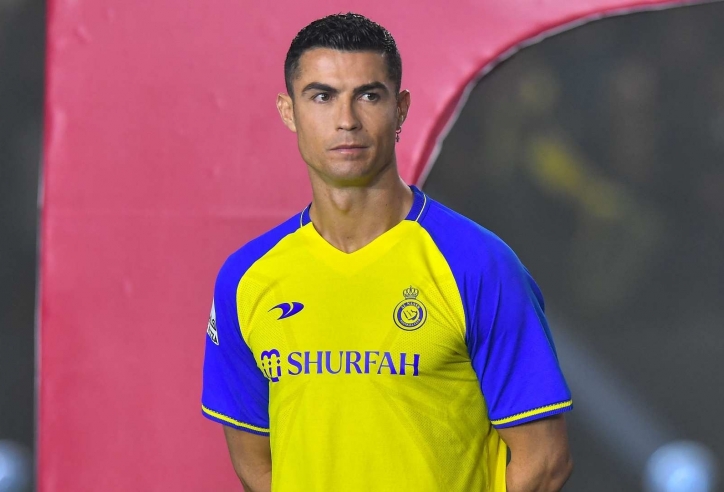 Thương vụ Ronaldo tới Al Nassr bất ngờ rò rỉ chi tiết gây sốc