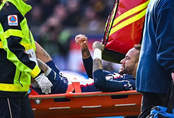 Đã rõ mức độ chấn thương của Neymar, HLV PSG lo sốt vó