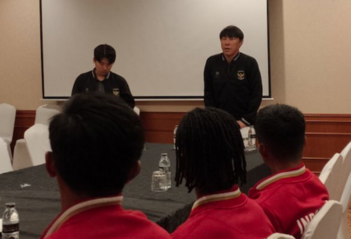 HLV Shin Tae Yong bối rối trước nhiệm vụ ở VCK U20 châu Á