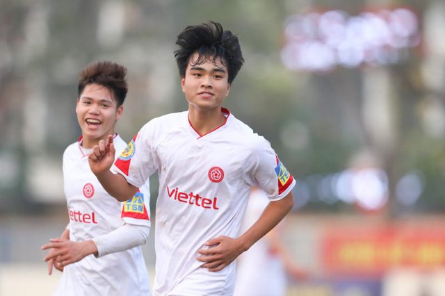 Sao trẻ Viettel mơ được đá V-League, cống hiến cho ĐT Việt Nam