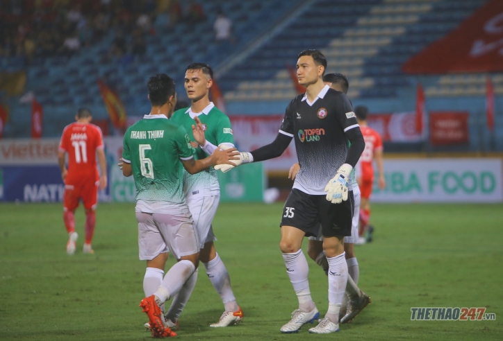Đặng Văn Lâm được ca ngợi hết lời sau trận thắng Viettel FC