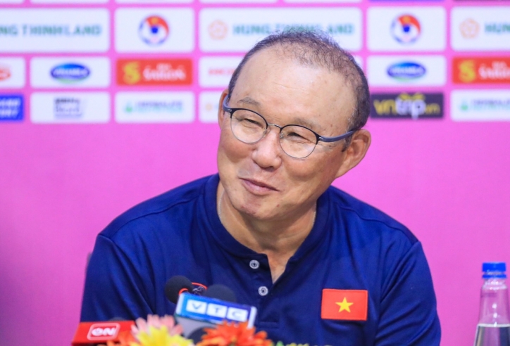 HLV Park Hang Seo: 'Không có cầu thủ nào chắc suất tại AFF Cup'