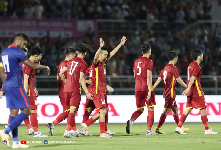 ĐT Việt Nam nhận mưa điểm thưởng trên BXH FIFA