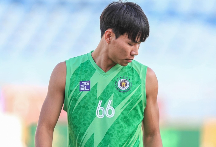 Sự trở lại ngọt ngào của Văn Dũng trong màu áo Hà Nội FC