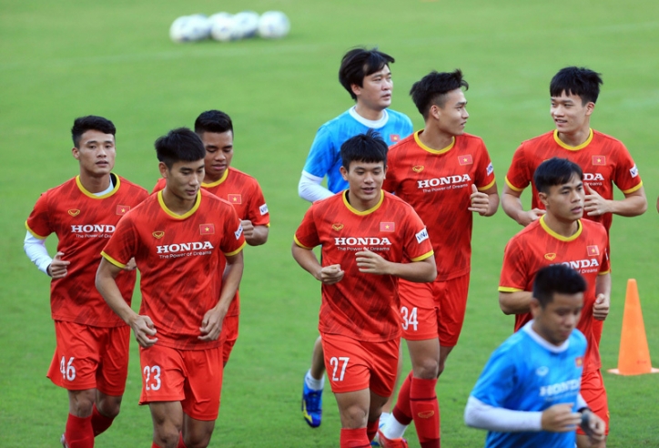Malaysia 'kinh ngạc' khi thầy Park loại người hùng của U23 Việt Nam