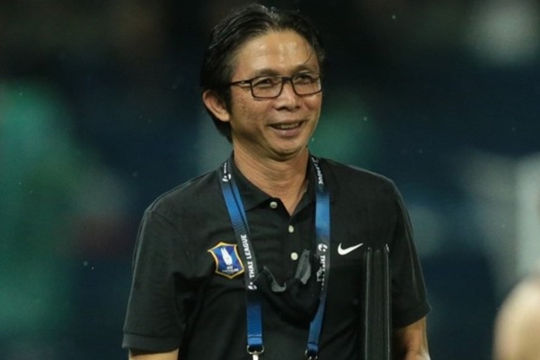 HLV ĐT Thái Lan nhận chỉ trích vì chỉ thắng Việt Nam 2-0
