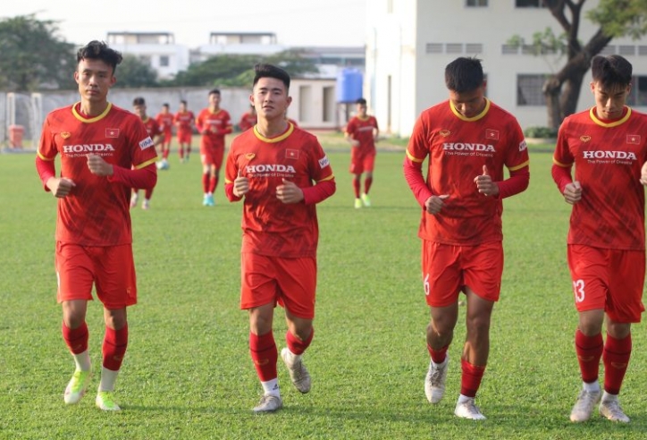 Tập nặng ngay ở buổi đầu tiên, U23 Việt Nam sẵn sàng 'nghênh chiến' Thái Lan