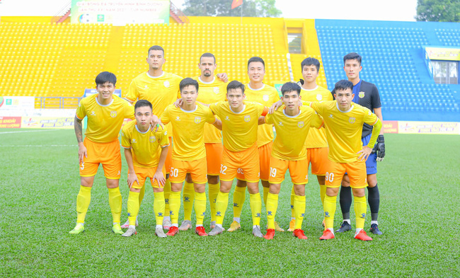 Nam Định tại V-League 2022: 'Tạm biệt' cuộc đua trụ hạng