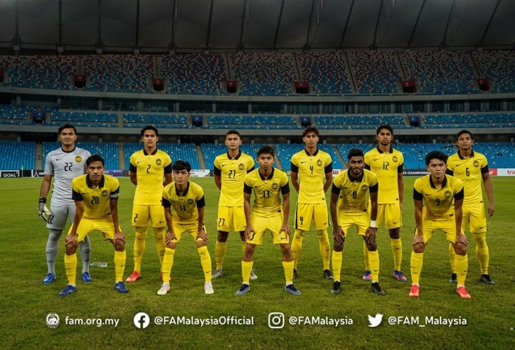 Không giành vé vào bán kết, U23 Malaysia vẫn bị 'giam lỏng' tại Campuchia