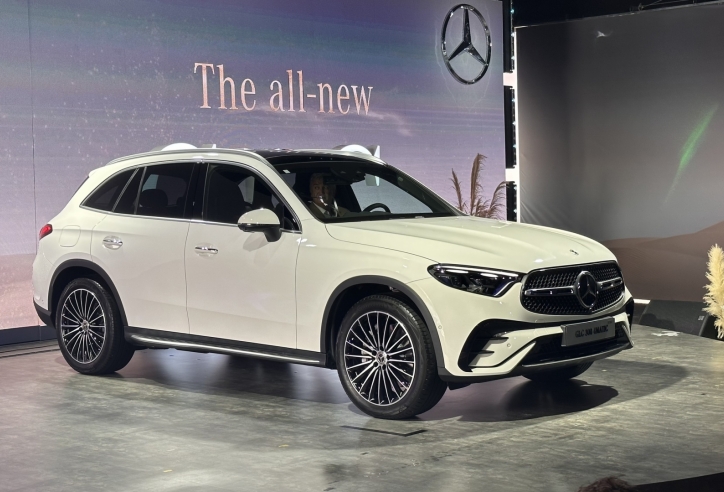 Mercedes-Benz GLC thế hệ mới ra mắt Việt Nam: Ngập tràn nâng cấp, giá từ 2,299 tỷ đồng