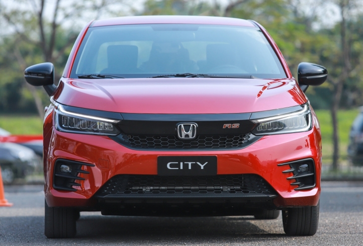 Phân khúc sedan hạng B tháng 4/2023: Honda City “soán ngôi” Hyundai Accent