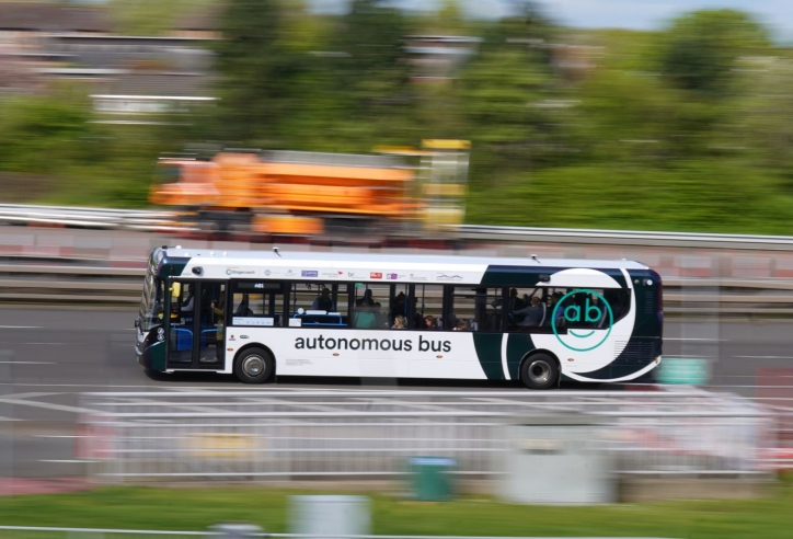 Mạng lưới xe buýt tự lái đầu tiên trên thế giới có gì đặc biệt?