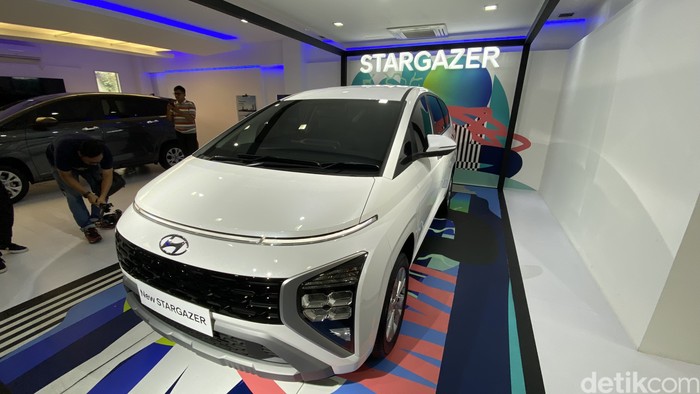 Hyundai Stargazer 2023 ra mắt : Thêm biến thể mới, nâng cấp công nghệ quyết đấu Xpander