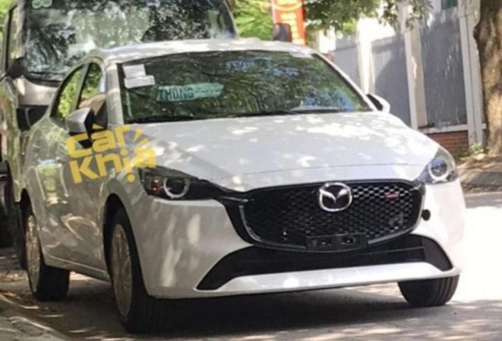 Mazda2 2023 ‘xuất đầu lộ diện’ tại Việt Nam, chuẩn bị ra mắt đấu City, Vios