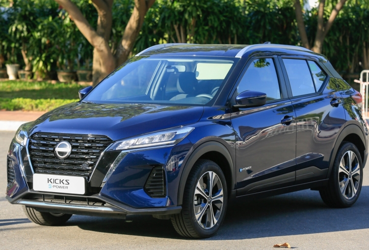 Nissan Kicks giảm giá ‘kịch sàn’ 110 triệu, tăng lực đấu Seltos, Corolla Cross