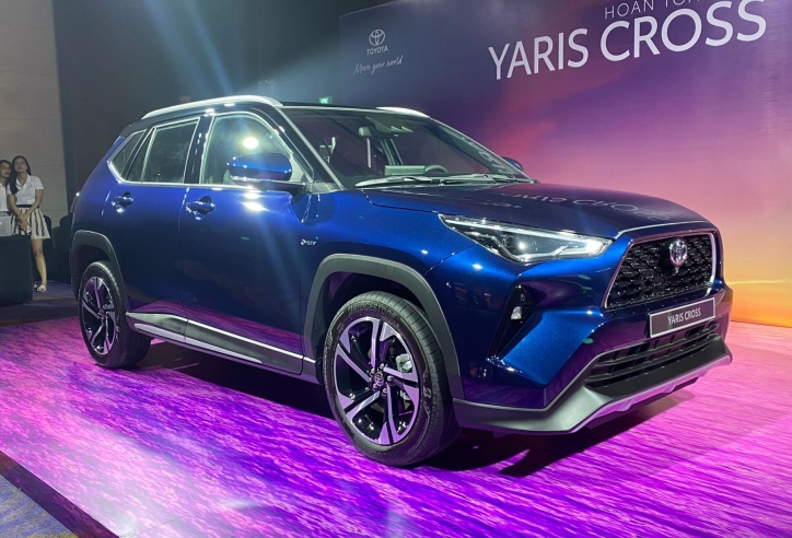 Toyota Yaris Cross hoàn toàn mới ra mắt thị trường Việt, giá bán từ 730 triệu đồng