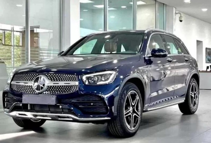 Lỗi bơm nhiên liệu, hơn 4.000 xe Mercedes tại Việt Nam ‘lãnh án’ triệu hồi