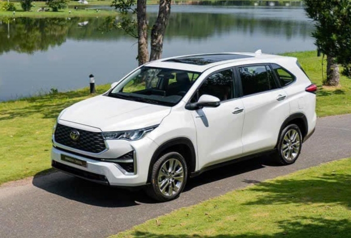 Chiêm ngưỡng ảnh thực tế của 'cựu vương' Toyota Innova 2023 tại Việt Nam ngay trước ngày ra mắt