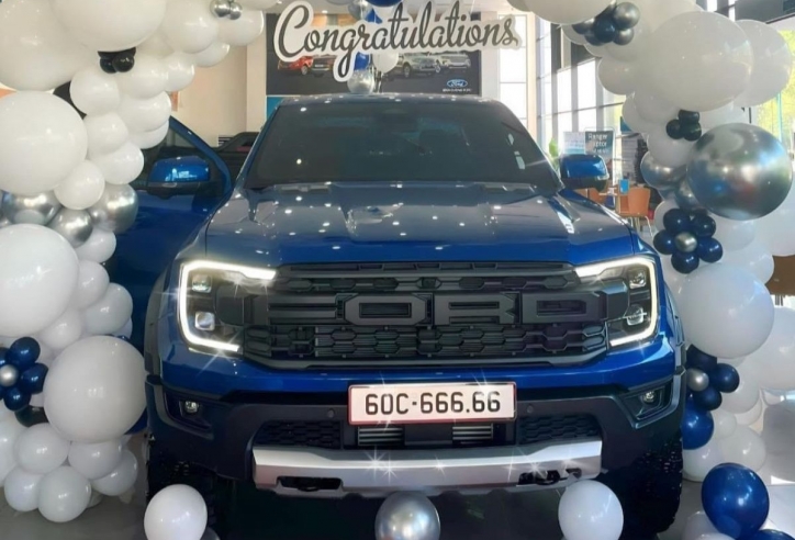 Biển ngũ quý 6 ‘siêu VIP’ trúng đấu giá gần 2 tỷ thể hiện độ ‘chiến’ trên bán tải Ford Ranger Raptor