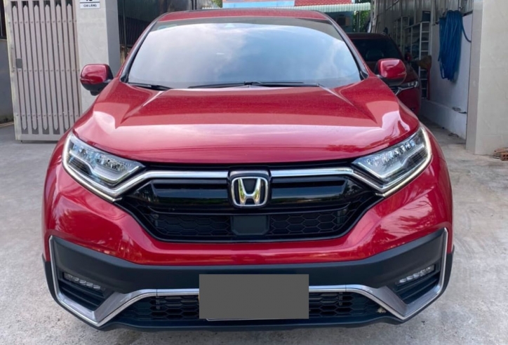 Bất ngờ mức giá chào bán của Honda CR-V ‘siêu lướt’ mới lăn bánh vỏn vẹn gần 5.000km