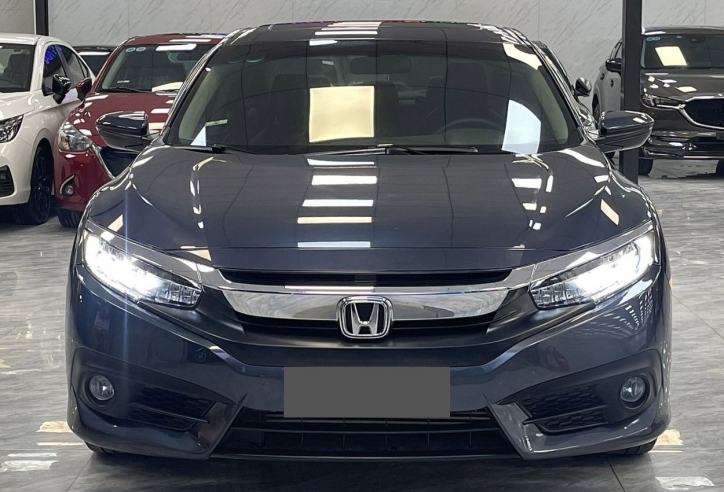 Sử dụng 5 năm, Honda Civic ‘full option’ mất giá ngang một chiếc Hyundai i10