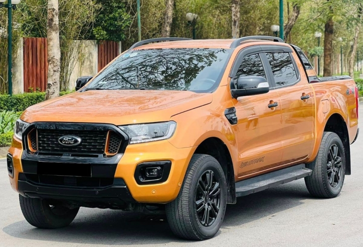 Ford Ranger Wildtrak mới lăn bánh 2 năm đã xuống giá khó tin trên sàn xe cũ