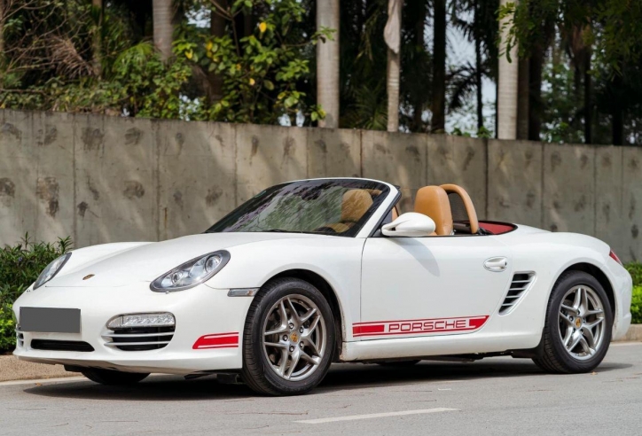 Xe mui trần Porsche 718 Boxster lăn bánh hơn 1 thập kỷ giúp chủ mới ‘bỏ túi’ gần 3 tỷ đồng