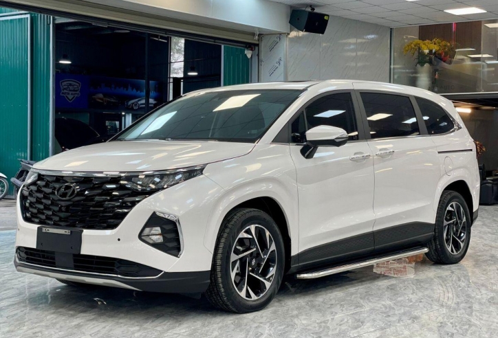 Tân binh Hyundai Custin mới lăn bánh vài tháng đã xuống giá khó tin