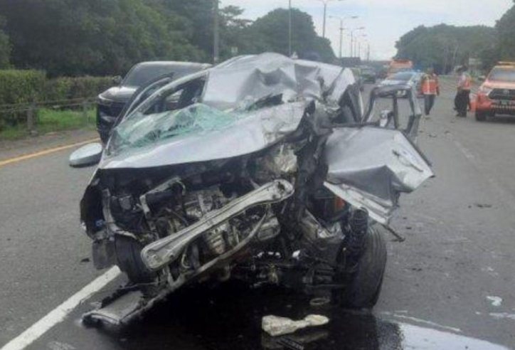 Indonesia: Xe Toyota nát đầu sau tai nạn, người dùng lo lắng về mức độ an toàn