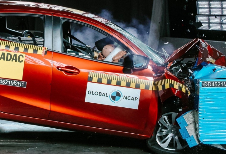 Mazda xác nhận dính bê bối gian lận thử nghiệm túi khí