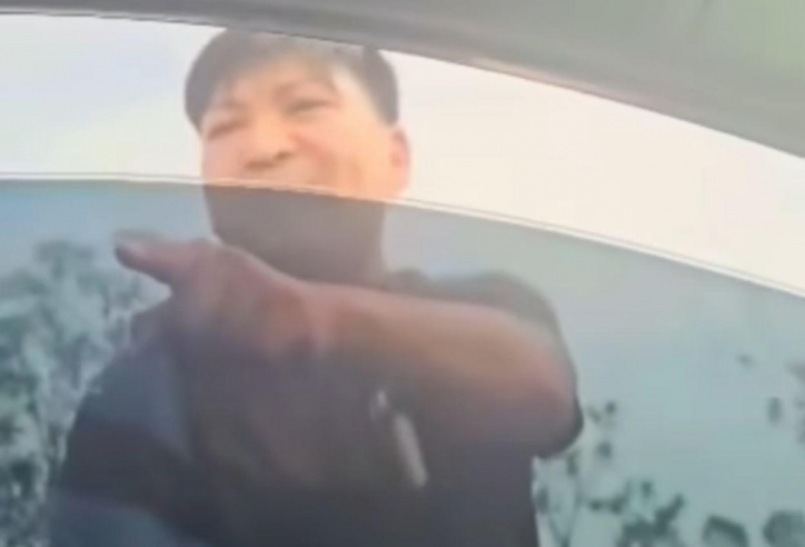 Thái Bình: Thầy giáo dạy lái xe ‘hổ báo’ chặn ô tô, xịt hơi cay vào tài xế