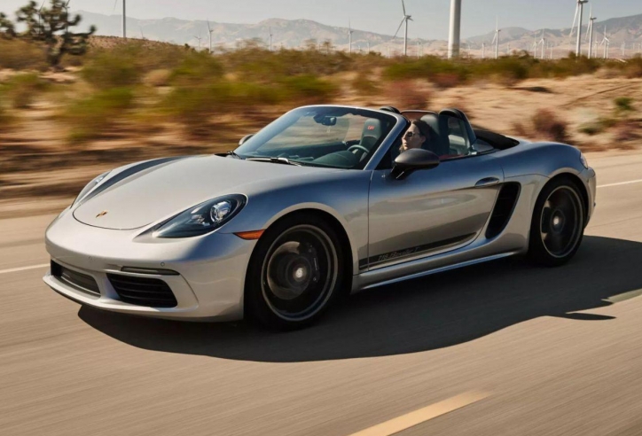 Porsche sắp khai tử hoàn toàn động cơ xăng trên hai mẫu xe huyền thoại?