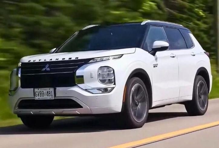 Mitsubishi hé lộ Outlander 2025: Thêm công nghệ, tăng khả năng vận hành