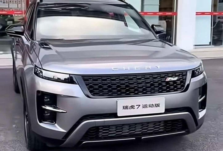 Hãng xe Trung Quốc sắp vào Việt Nam hé lộ SUV có ngoại hình ‘bắt chước’ Land Rover