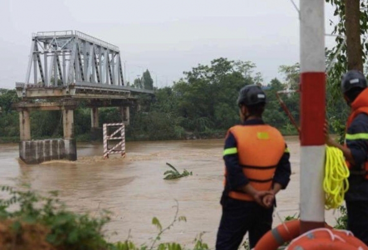 Trước khi bị sập, cầu Phong Châu từng được kiến nghị sửa chữa hoặc thay thế