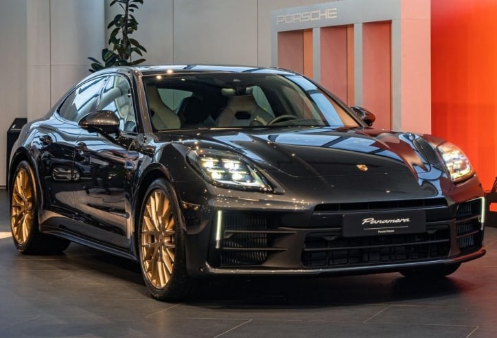 Porsche Panamera 2024 cập bến thị trường Việt Nam, giá từ 6,42 tỷ đồng