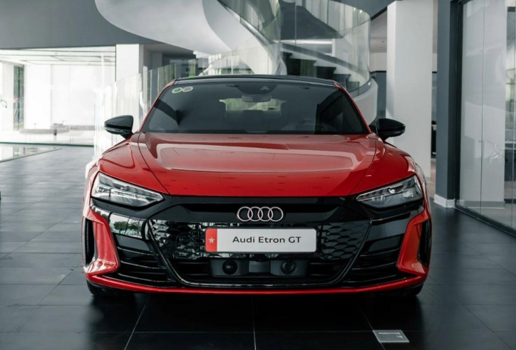 Audi triệu hồi xe điện e tron GT và RS e-tron GT tại Việt Nam để kiểm tra pin cao áp