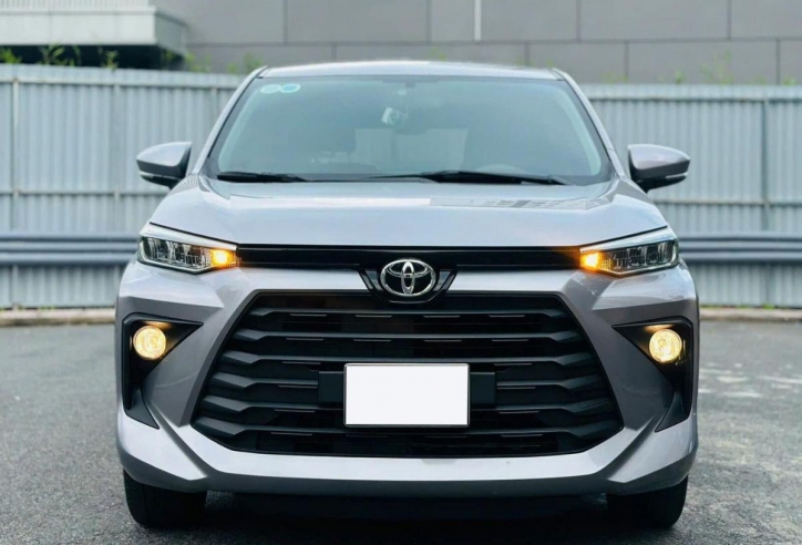 Toyota Avanza Premio 2022 lăn bánh 2 năm rao bán với giá khó tin