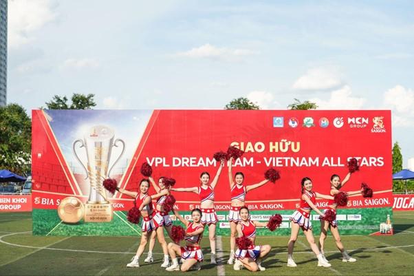 Từ trào lưu AI đến những sân cỏ của Bia Saigon Dragon Cup 2025: Tiếng “DZÔ” gắn kết hàng nghìn fan bóng đá