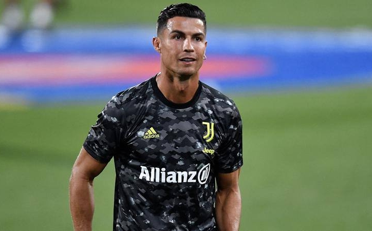 Chuyên gia chuyển nhượng hé lộ bến đỗ của Ronaldo ở mùa giải mới