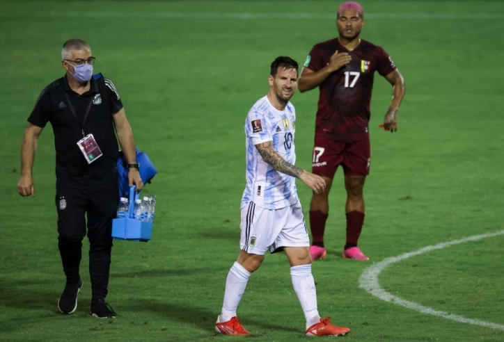 Messi ghi dấu ấn, Argentina dễ dàng giành trọn 3 điểm trước Venezuela