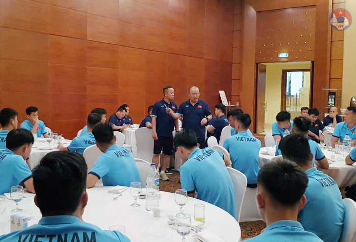 VIDEO: Các tuyển thủ ĐTQG Việt Nam hào hứng trong ngày đầu ở UAE