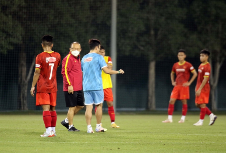U23 Việt Nam đón 'những vị khách đặc biệt' tại UAE